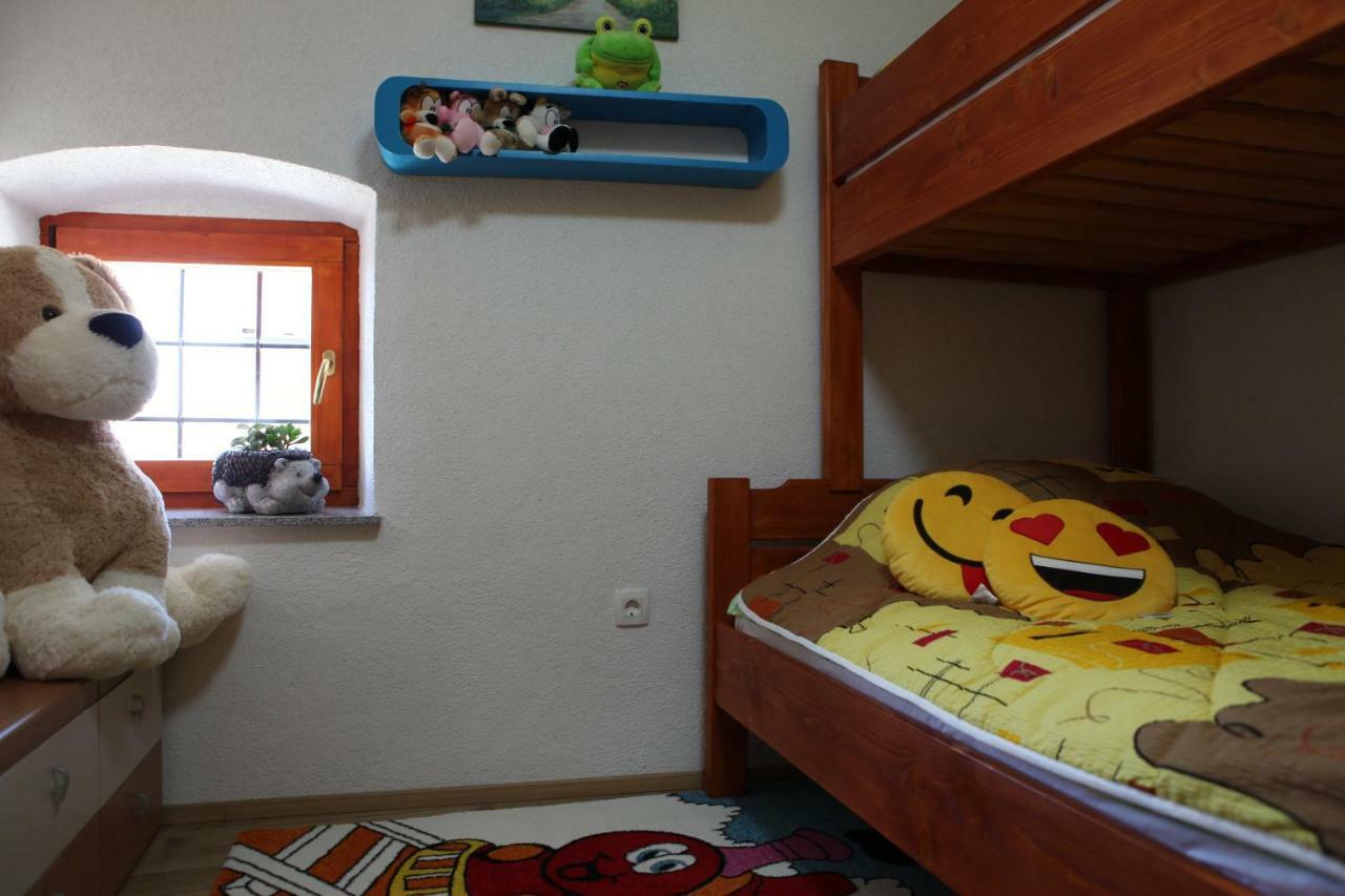 Apartmaji Nena Rocinj Kültér fotó